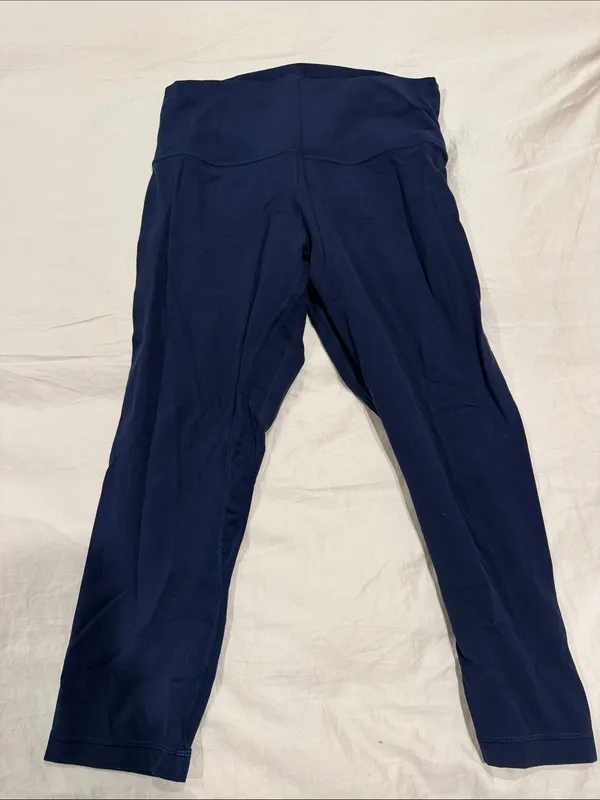 Lululemon Navy High-Waist Active Leggings cropped - Image 2