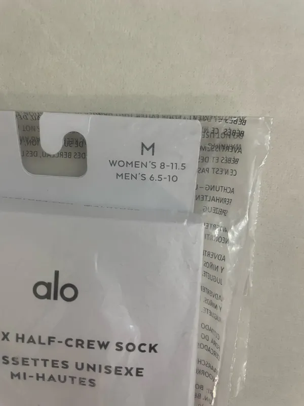 Alo NWT Unisex Half Crew Throwback Socks Sweet Pink White Size M - Image 6