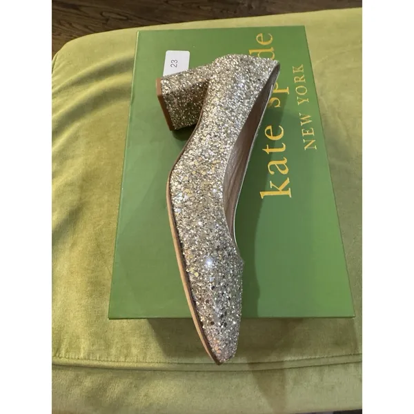 Kate Spade Dolores Silver‎ Gold Glitter Block Heel Pumps Women Size 6 Display - Image 5