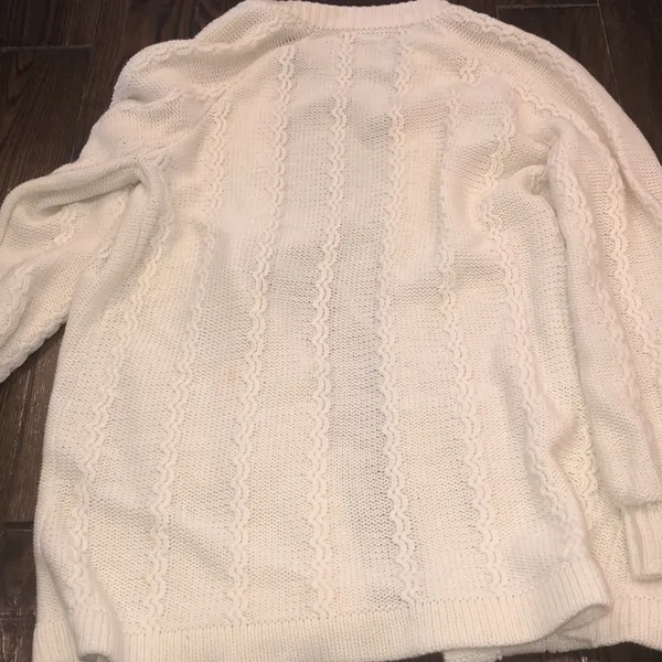 Vintage thick knit cozy sweater size 44/large with pockets - Image 5