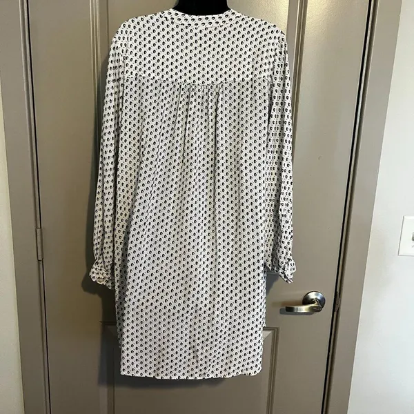 Women's H&M Black & White LS Dress, Size‎ 12 - Image 2