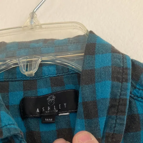 FINAL MARKDOWN Ashley blouse medium - Image 3