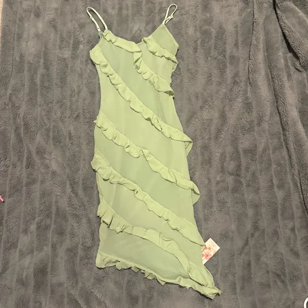 SheIn Sage Green Ruffle Midi Dress XS - Image 2