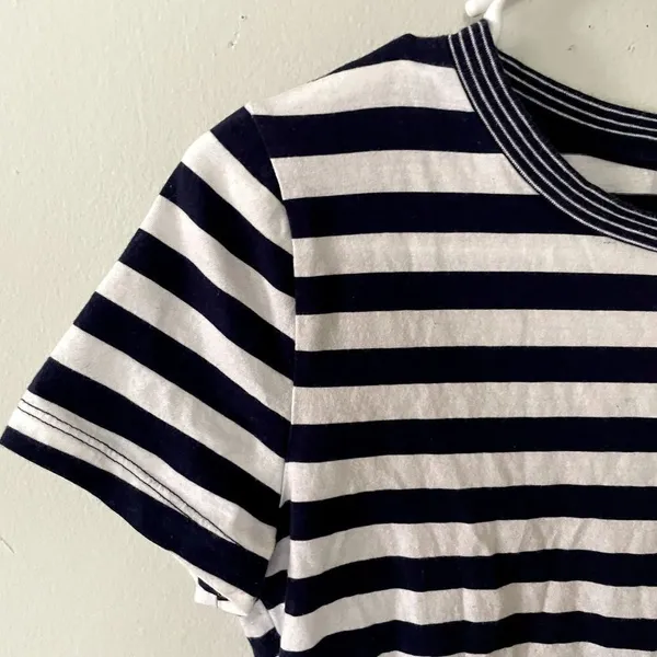 GAP navy blue white striped short sleeved vintage‎ t-shirt cotton top summer - Image 2
