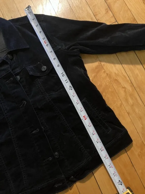 Gap Icon Velvet Jacket in True Black Small Collared Button Down Boxy Denim - Image 9