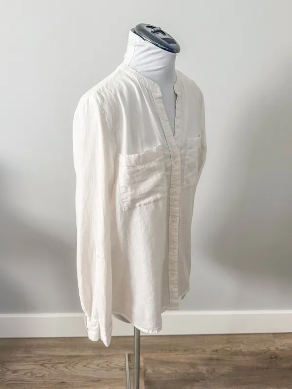 Anthropologie Calligraphie White Linen Shirt - Image 4