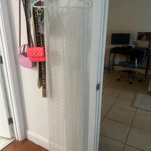 Elegant Dress with pearls - Image 5
