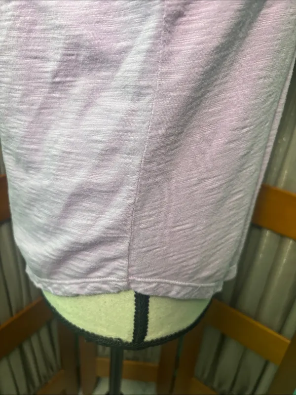 White House Black Market Lilac Scoop Neck Short Sleeve Top - Image 5