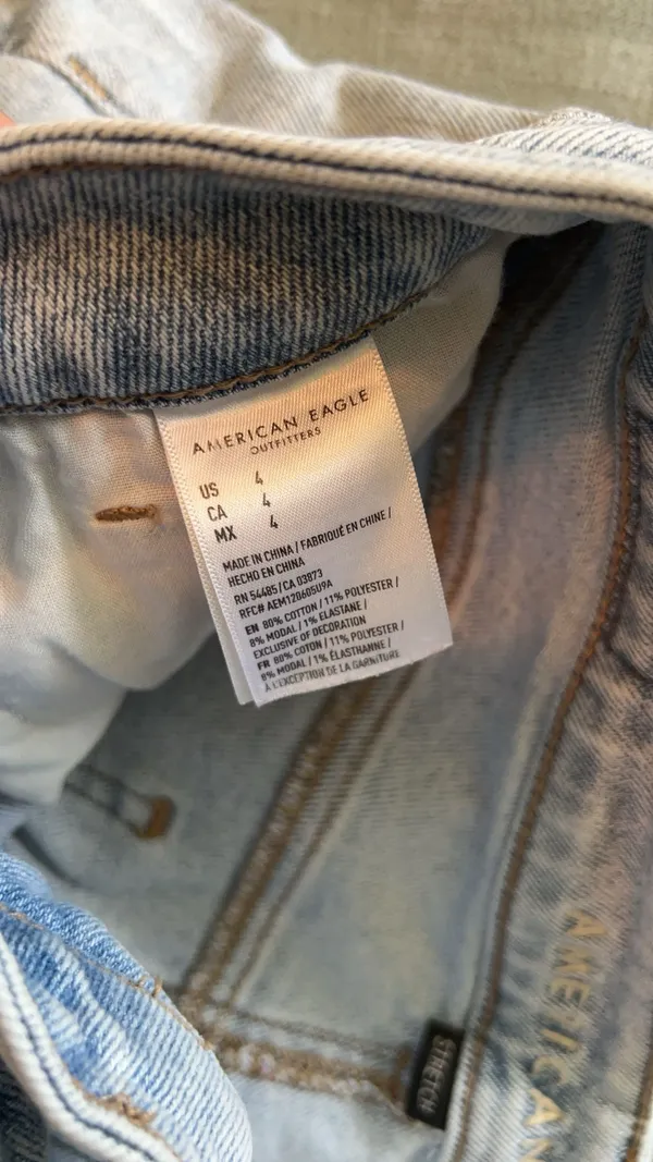 American Eagle Outfitters Shorts - Image 4