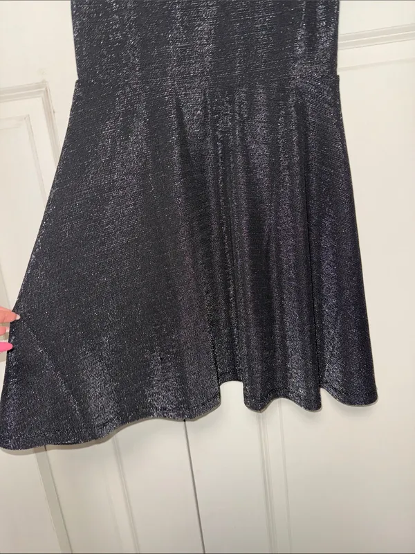 Sleeveless Shimmer V-Neck Mini Dress in Black - Image 5