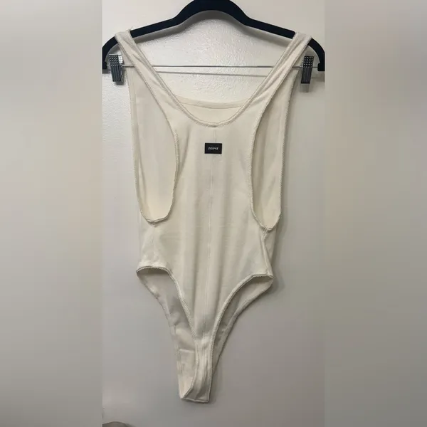 NWOT SKIMS Cotton Rib Picot Tank Bodysuit | Fitted Everyday Basic - Image 5
