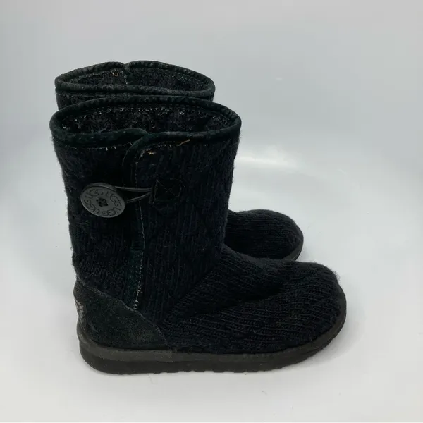 UGG black quilted knit boots size‎ 5 - Image 4
