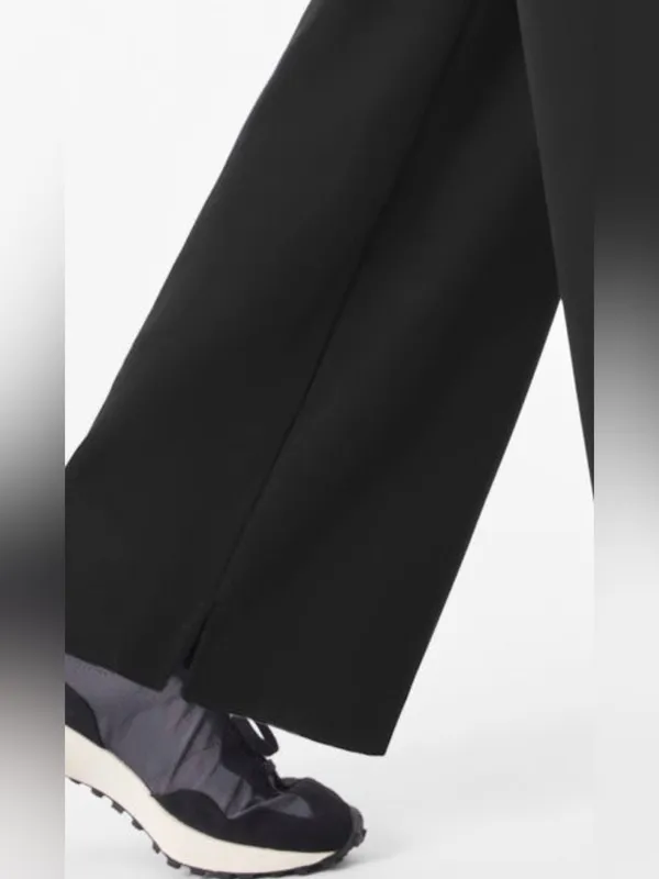Figs Shelby Ultra High Rise Wide Leg Scrub Pant in Black Size Small/ tall - Image 4