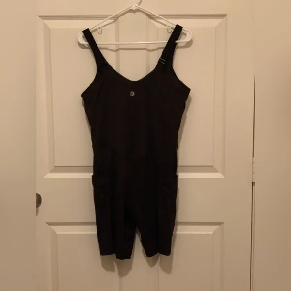 Iuga Seamless Black Bodysuit. Size - Image 3