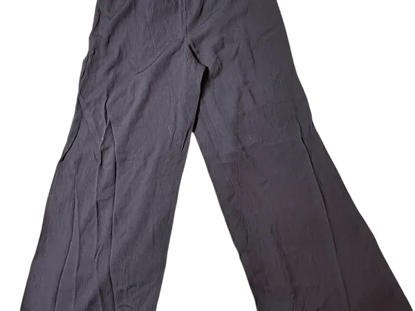 NWT Jaclyn Smith Medium Black Wide Leg Pull On Flowy Elastic Waist Dress Pants - Image 4