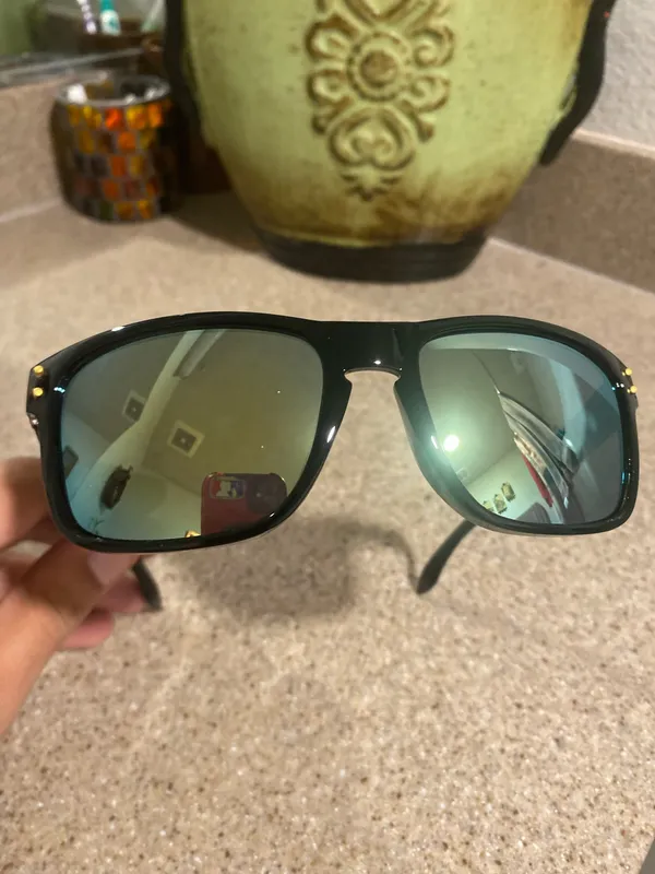 Men’s Oakley Holbrook Black XL - Image 2