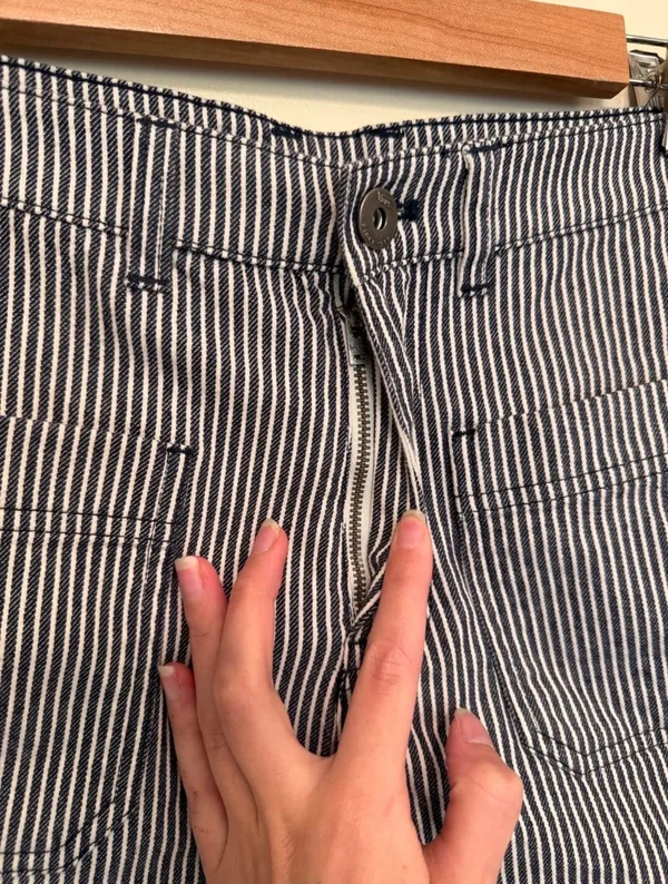 Vans black & white striped high waisted denim shorts - Image 4