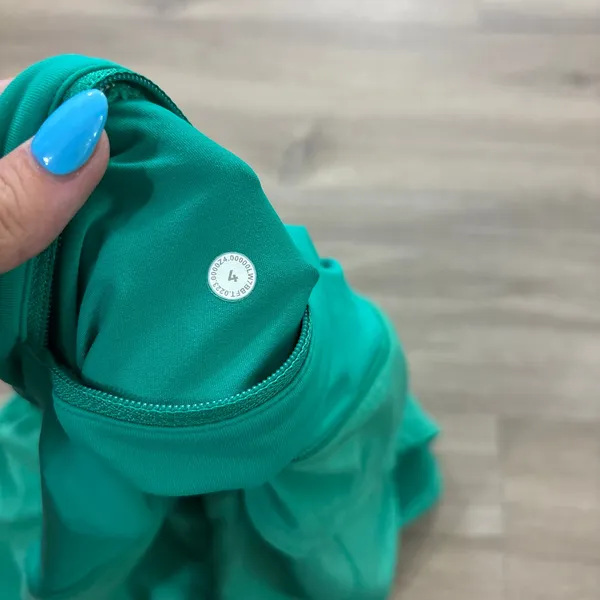 Lululemon Speed Up High-Rise Lined Short 4" Kelly Green Women Size 4 - Image 3