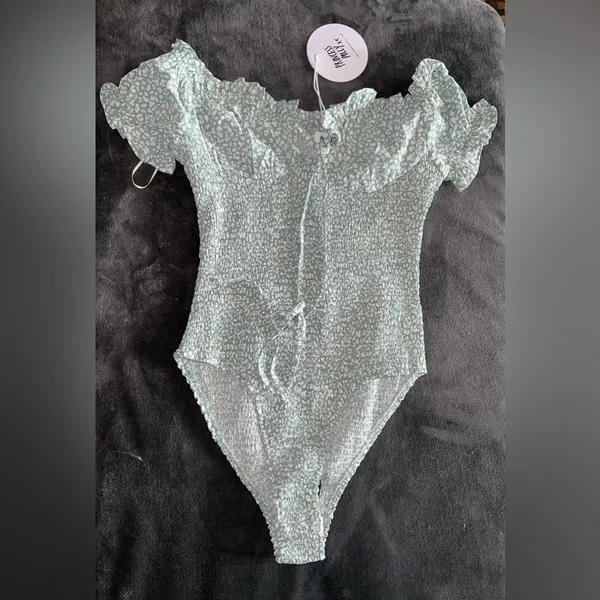 Princess Polly Asha Bodysuit in Green Size 8 New with tag - Image 16