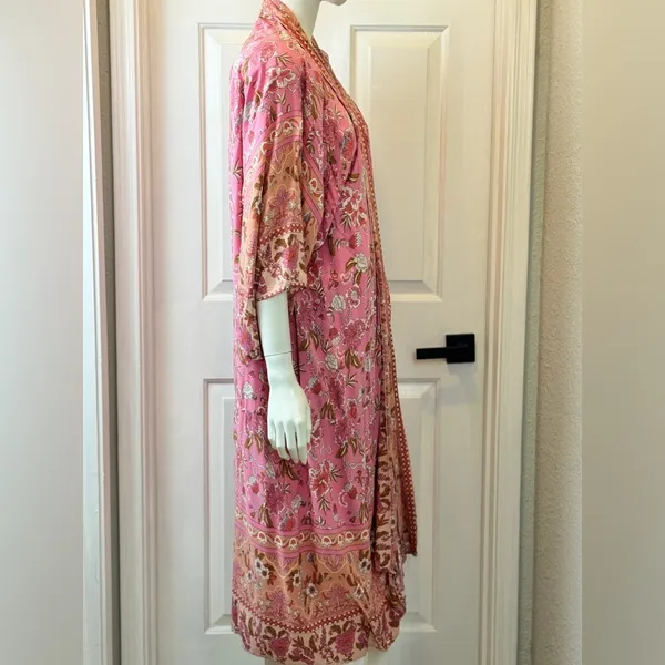 R. Vivimos Floral Pink Kimono Robe Size XL. F47 - Image 4