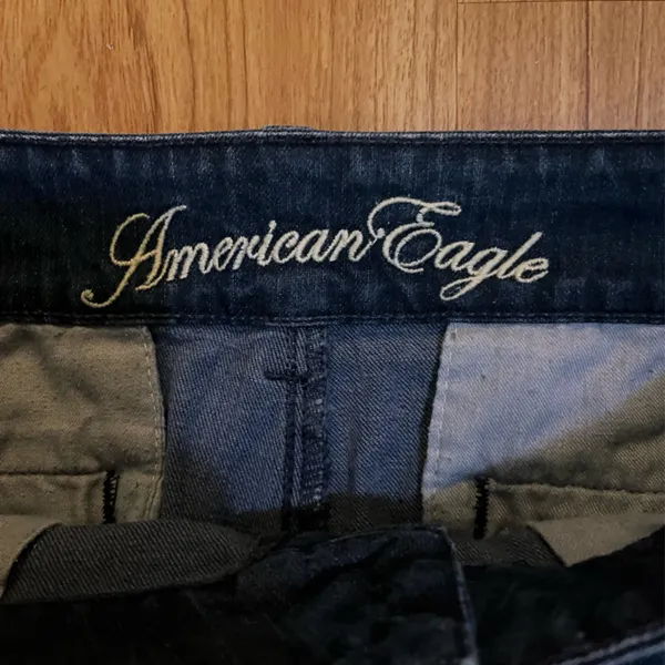 American Eagle Outfitters Men's Dark Blue Relaxed Denim Shorts - Image 5