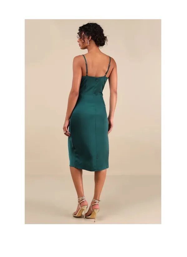 Emerald Green Lulus Dress Midi - Image 2