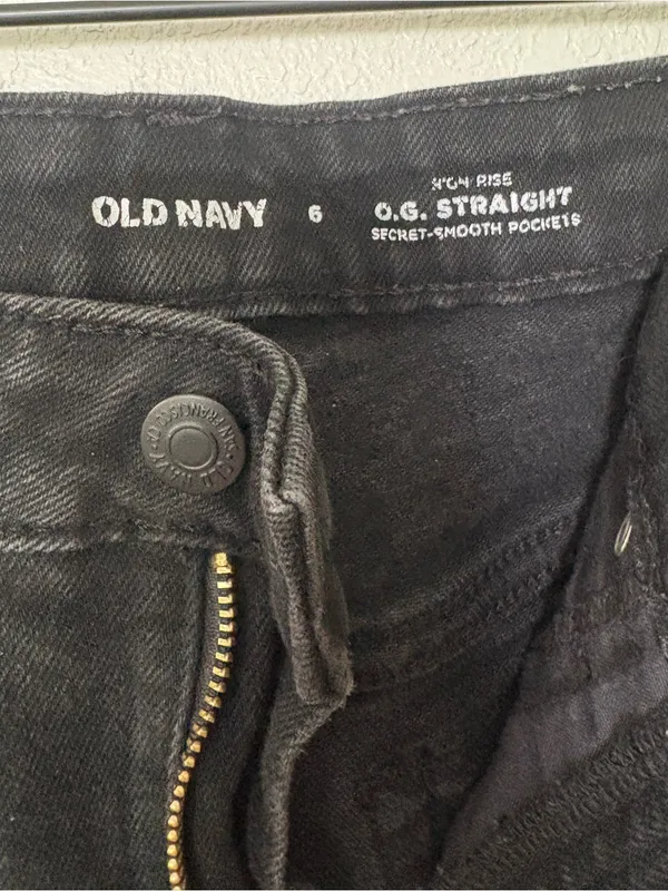 Old navy black OG straight high rise jeans - Image 2
