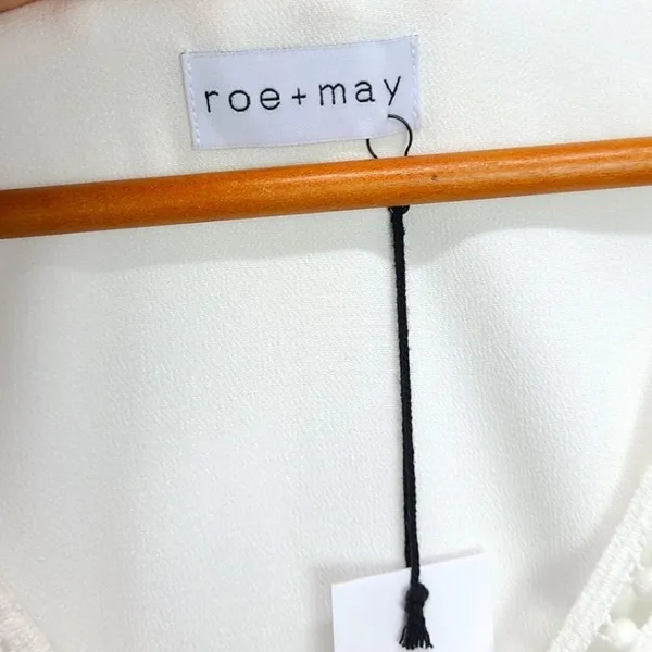 Roe + May White Mini Dress Size‎ Small New With Tags - Image 7