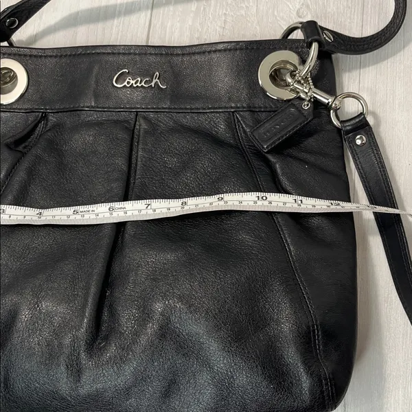 Coach Ashley Elegant Black Leather Shoulder Bag - Image 13