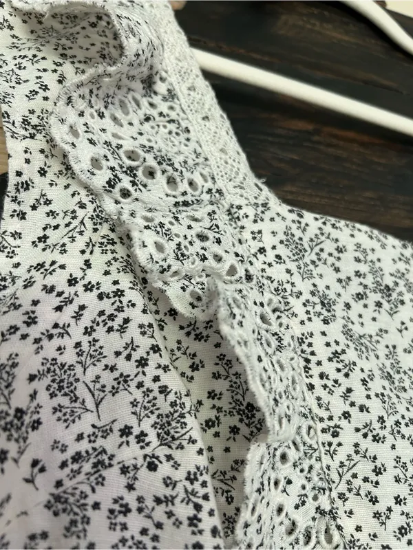American Eagle Outfitters Floral Tie Open-Back Ruffle Crop Top Lace Eyelet Trim - Image 5