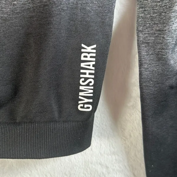 Gymshark Ombre Seamless Long Sleeve Crop Top‎ Black Grey Athletic Fit Women - Image 4