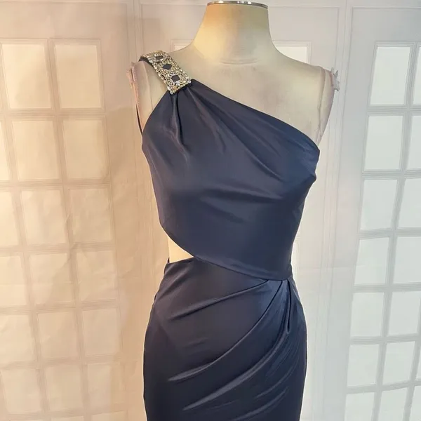 Kurt Thomas liquid blue stretch satin embellished one shoulder cutout gown - Image 2