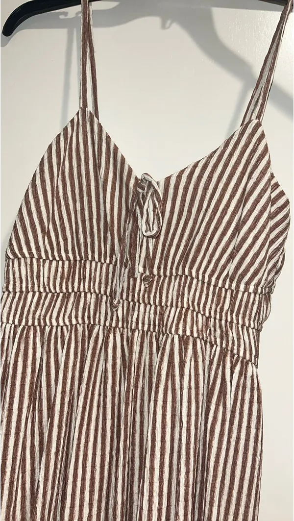 Brown and white striped dress - Image 2