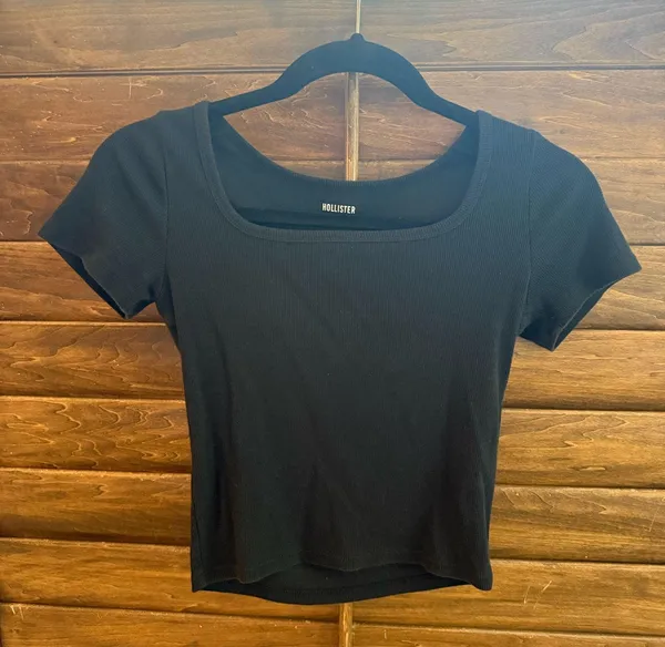 Hollister square neck top - Image 2