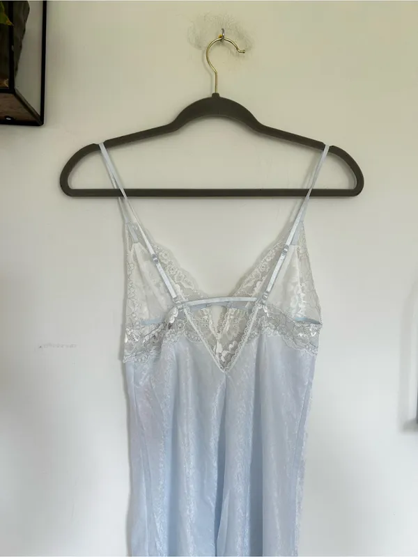 Linea Donatella NWT Pale Blue Sheer Lace Satin Nightie‎ Size Small - Image 4