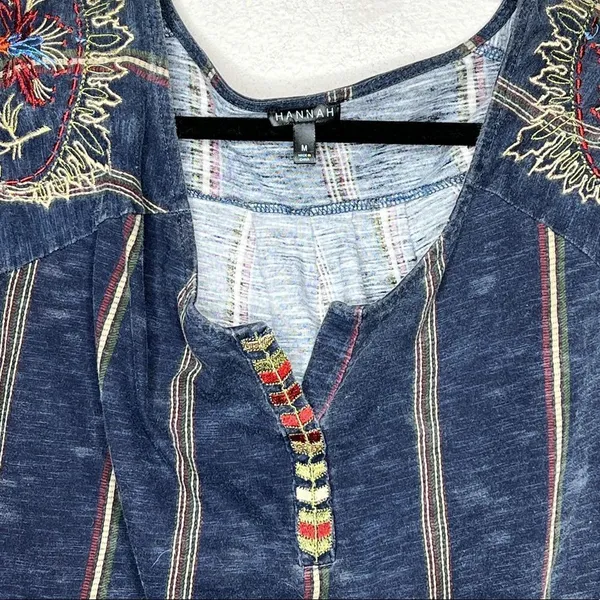 Hannah Embroidered Top‎ Blue Size M - Image 3