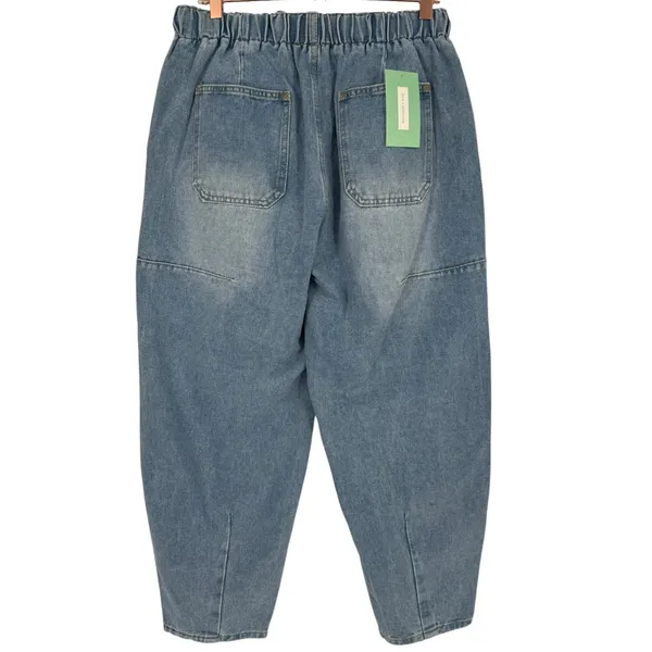 NWT Unbranded Womens Light Wash Barrel Leg Jeans Elastic Waist‎ Blue Size Large - Image 2
