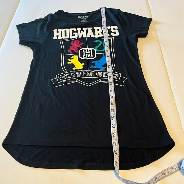 Harry Potter Hogwarts School of Witchcraft and Wizardry women's size large‎ L - Image 5