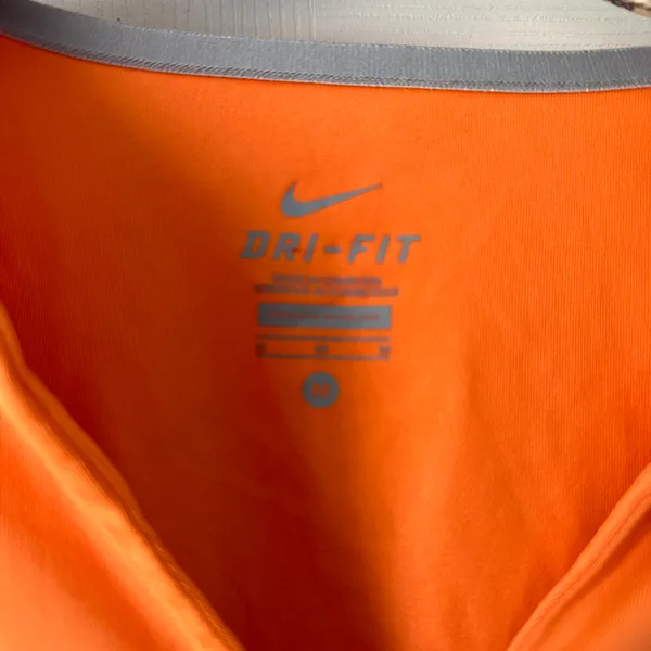 Nike Orange Top - Image 3