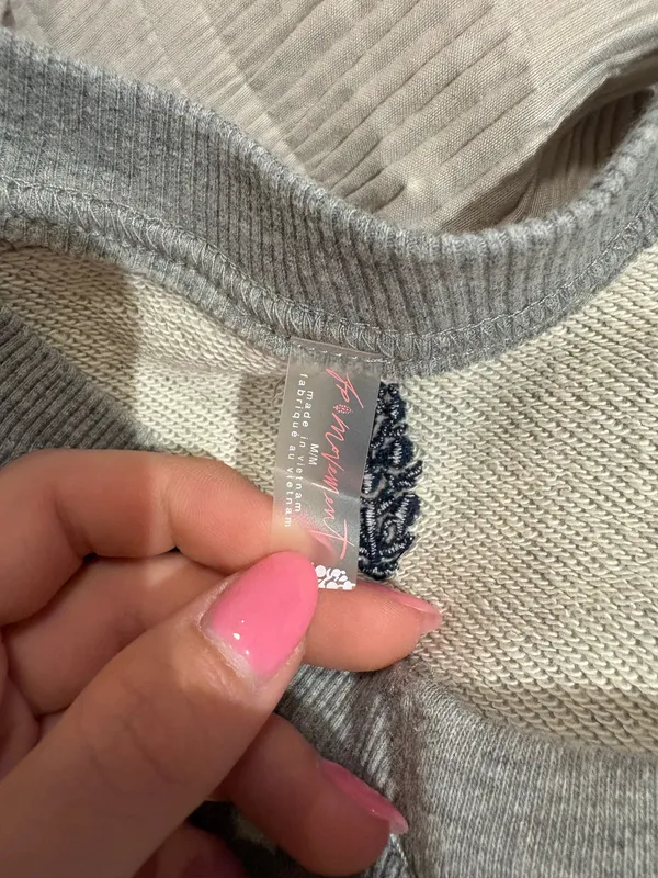 Free People Sweatshirt - Image 5