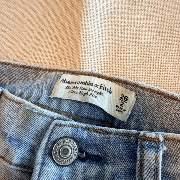 Abercrombie & Fitch 90s Slim Straight Ultra High Rise Curve Love Jeans 26/2 - Image 4