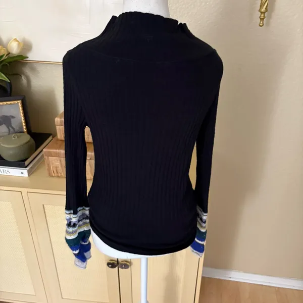 FREE PEOPLE Long Sleeve Mixed-Up Cuff Sweater‎ Size Medium - Image 5