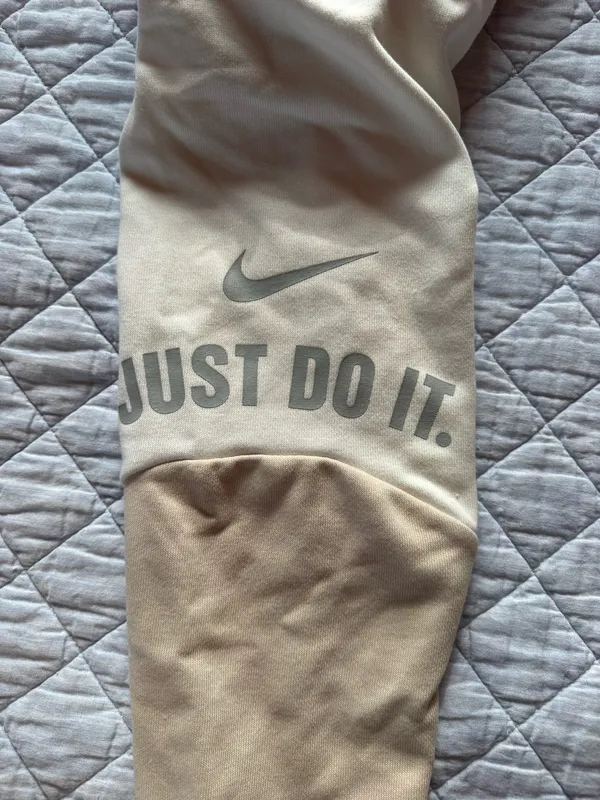 Nike Quarter-Zip - Image 4
