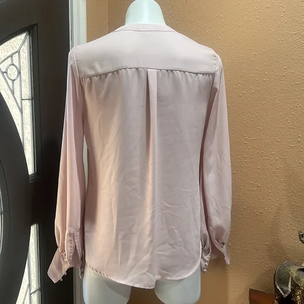 Express pink long sleeve button up blouse - Image 5