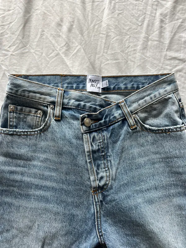 Holly Asymmetric Straight-Leg Jeans - Image 4