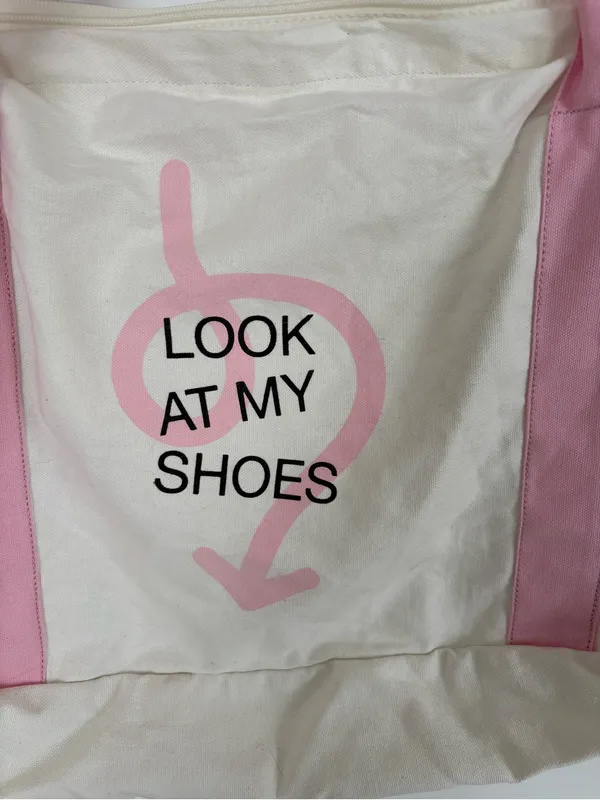 DSW fun large tote bag - Image 2