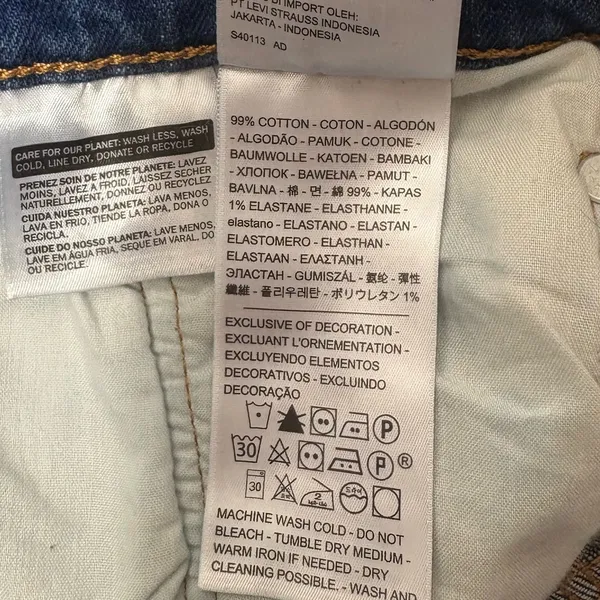 LEVI’S 501 Button-Fly Cut Off Denim Blue Shorts - Image 7