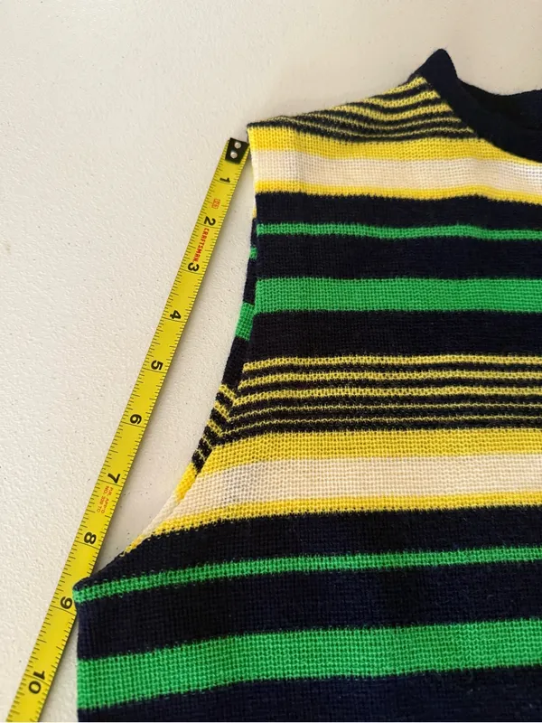 Vintage Old Made in Japan 100% Acrylic Fibre Sleeveless Striped Shirt knitted - Image 5