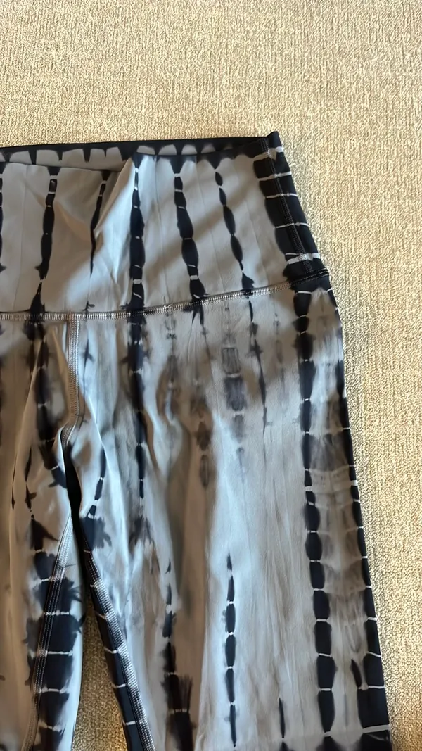 Lululemon Tie-Dye Leggings - Image 3
