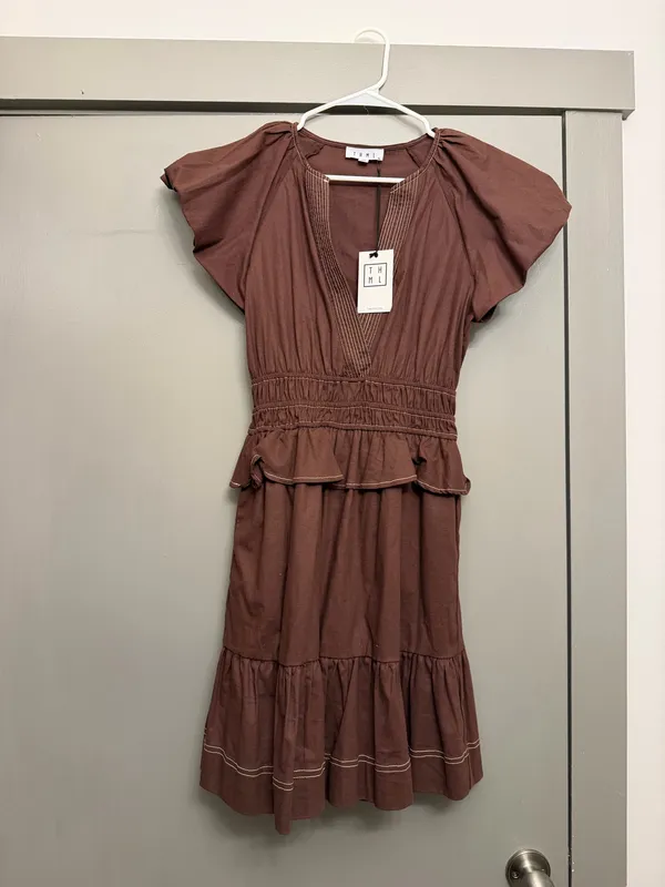THML Gwen Short Sleeve V Neck Dress - Image 4